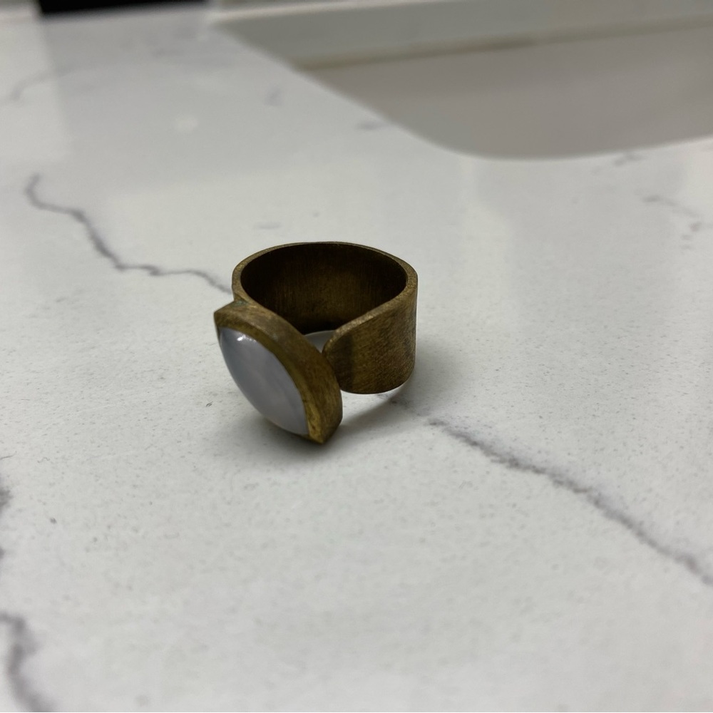 Moonstone Ring - Picture 5 of 6